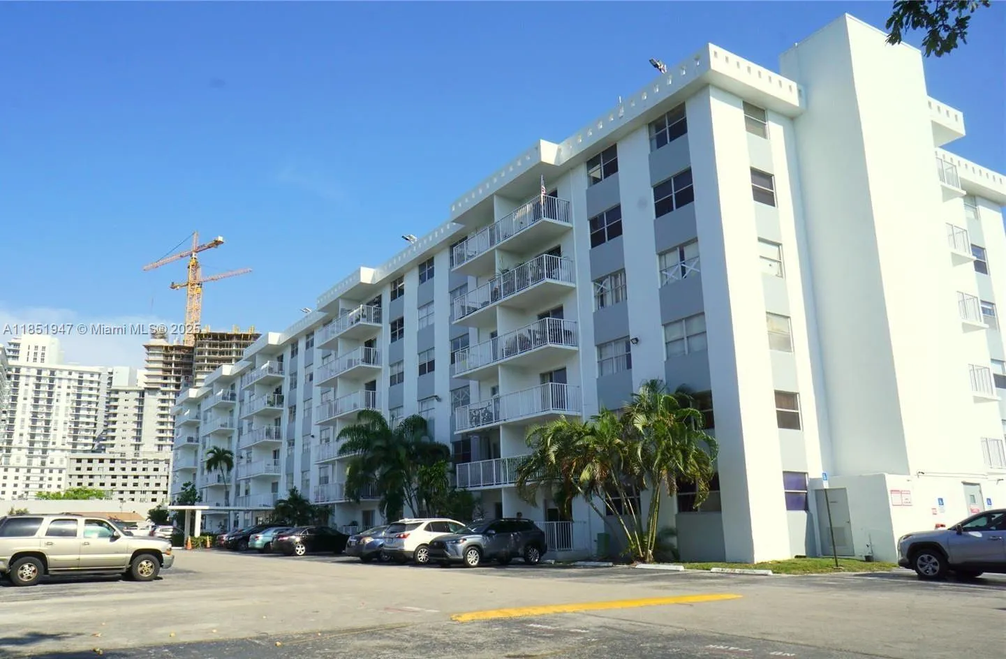 16465 NE 22nd Ave, #513