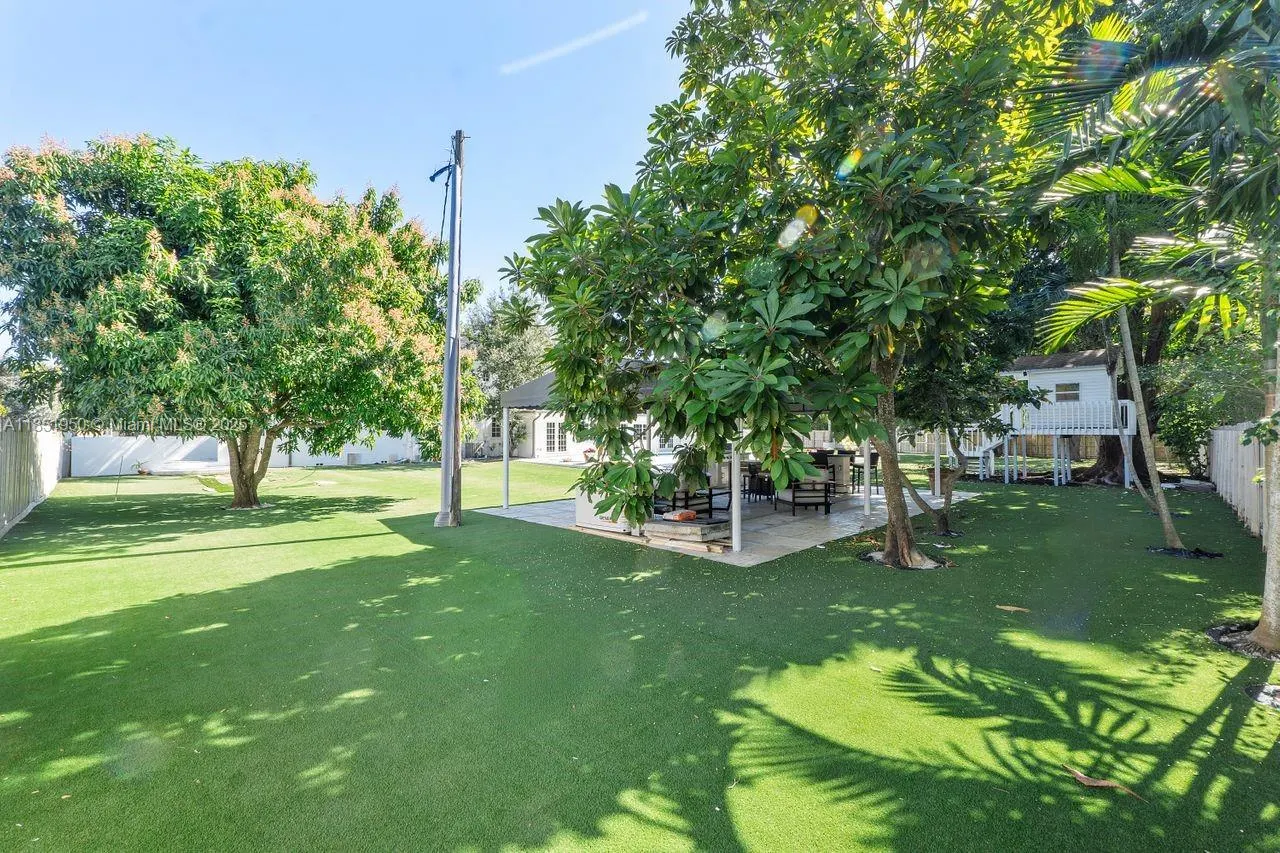 13000 Old Cutler Rd