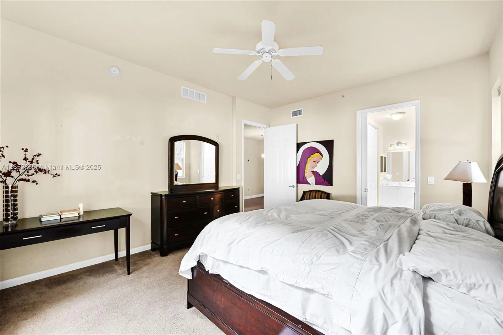 3500 Oaks Clubhouse Dr, #101