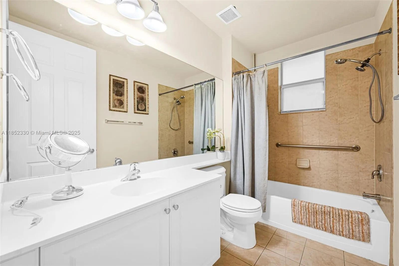 3500 Oaks Clubhouse Dr, #101