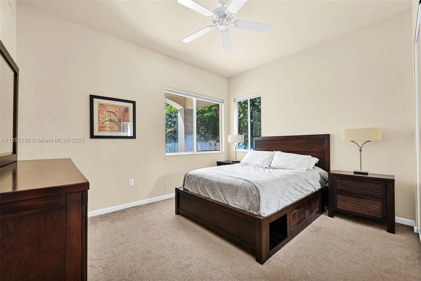 3500 Oaks Clubhouse Dr, #101