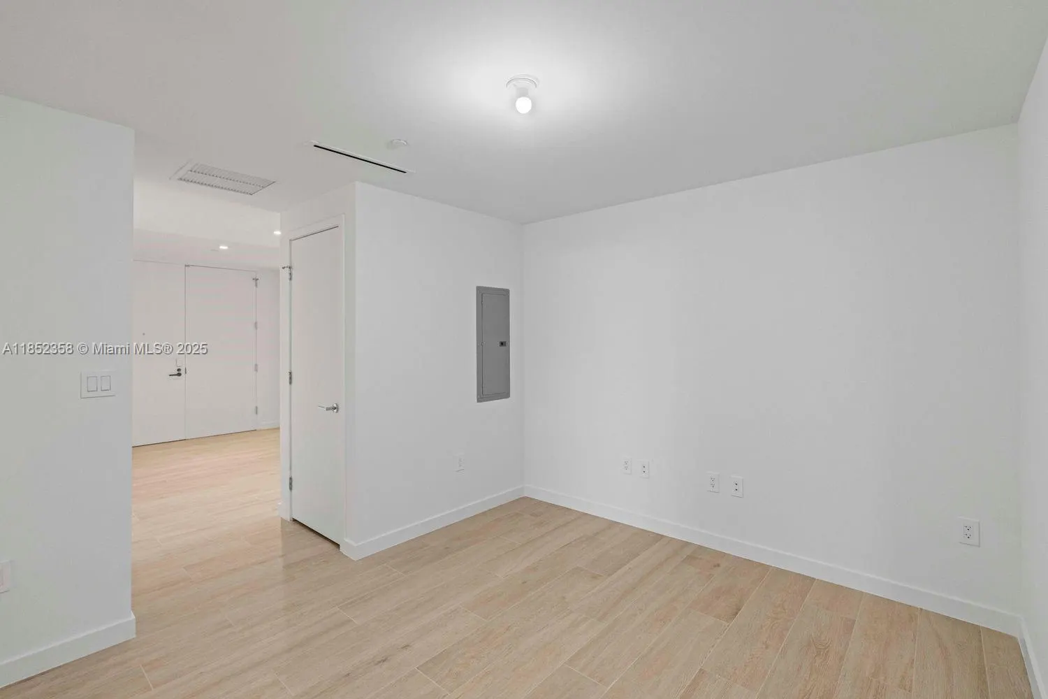 1116 N Ocean Blvd, #304