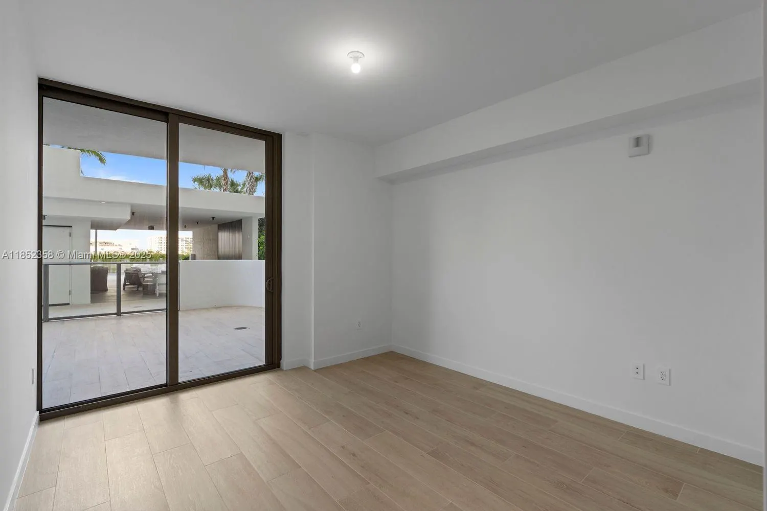 1116 N Ocean Blvd, #304