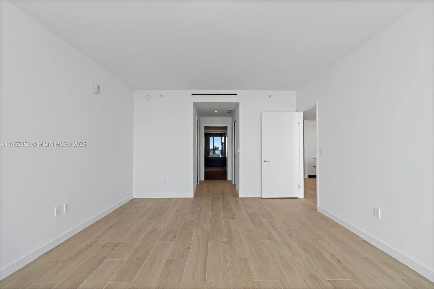 1116 N Ocean Blvd, #304