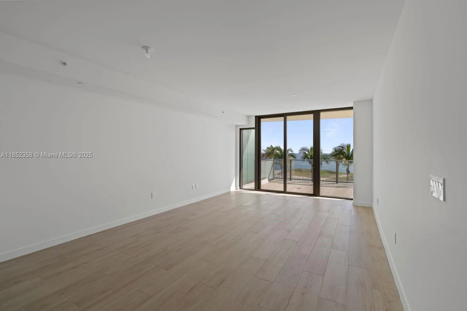 1116 N Ocean Blvd, #304