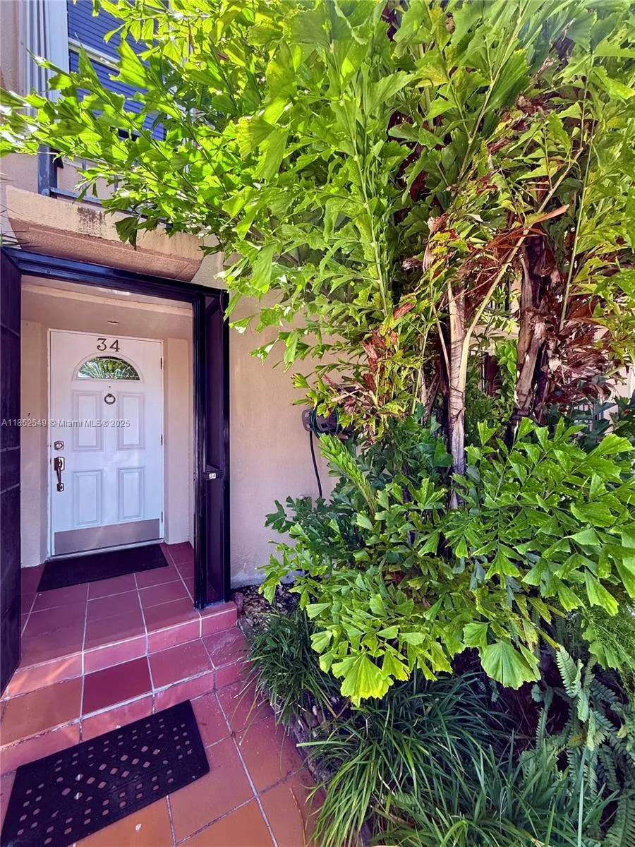 1001 Three Islands Blvd, #34