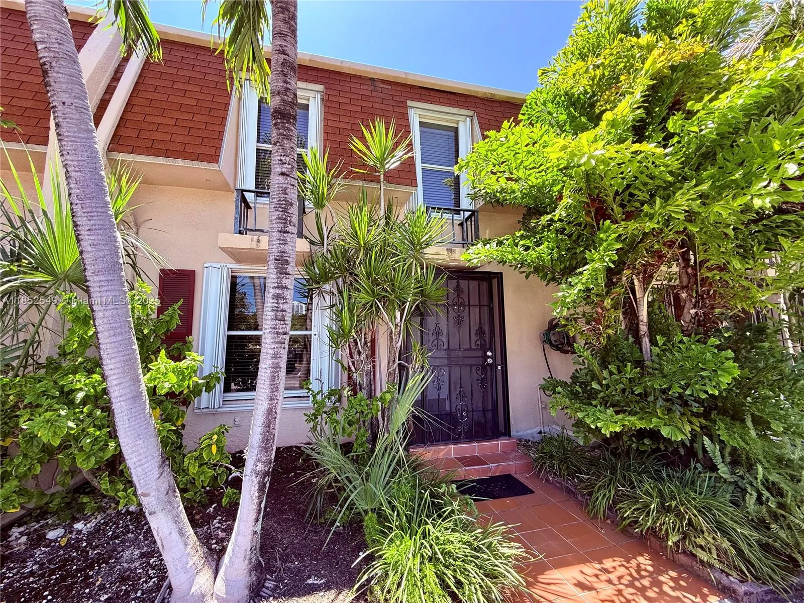 1001 Three Islands Blvd, #34