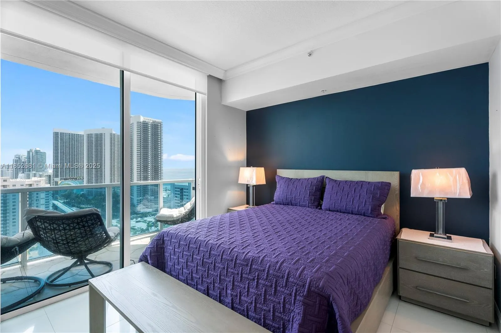 1945 S Ocean Dr, #2209