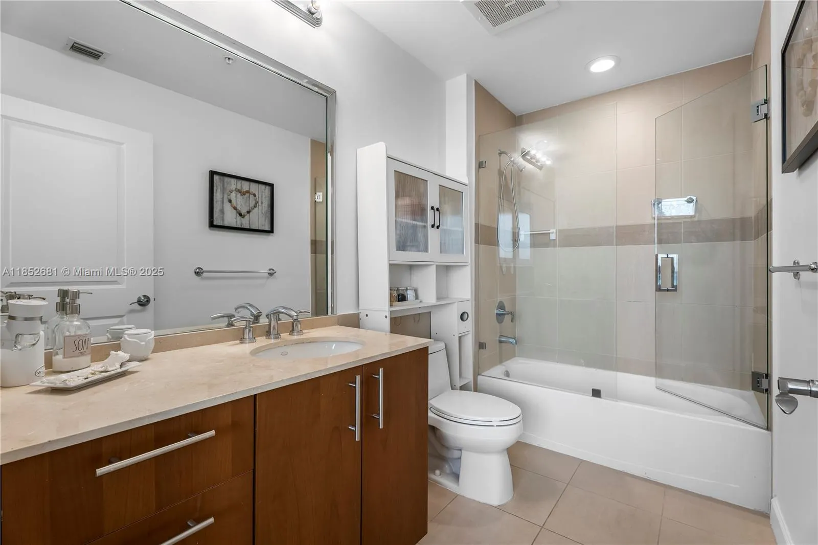 1945 S Ocean Dr, #2209