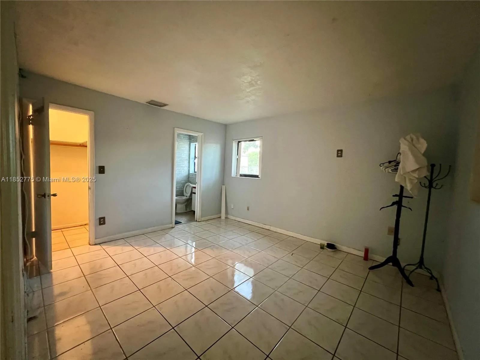 11950 SW 199th St