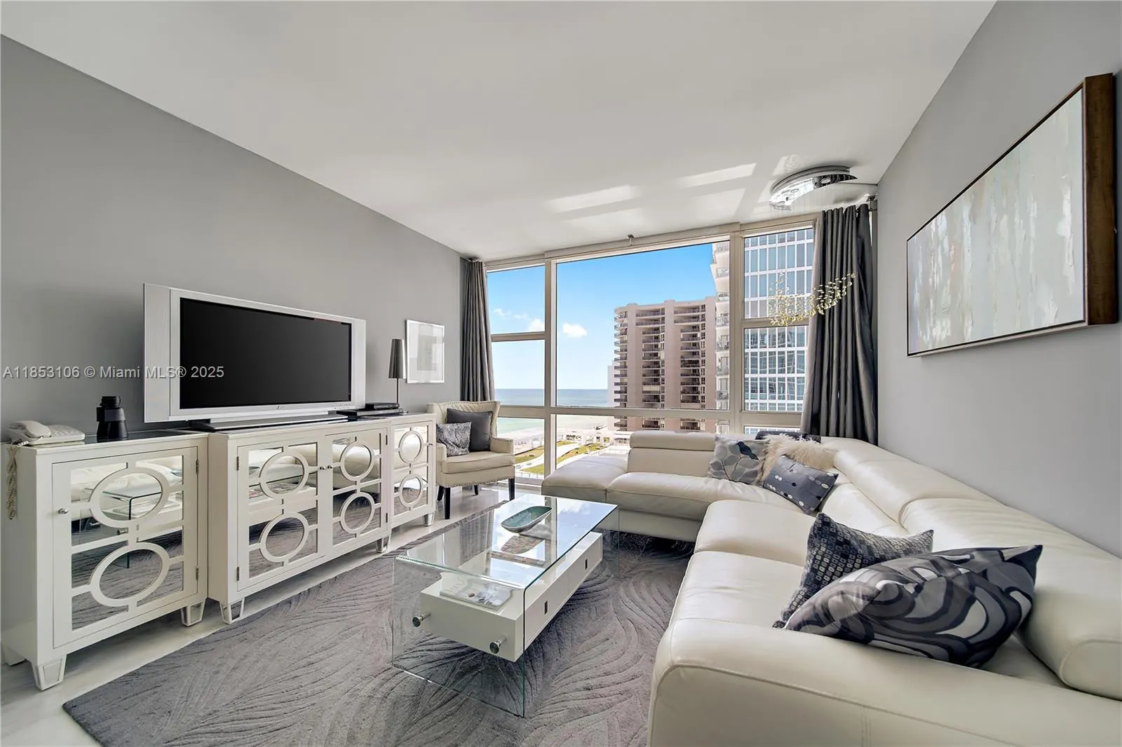 6801 Collins Ave, #1110