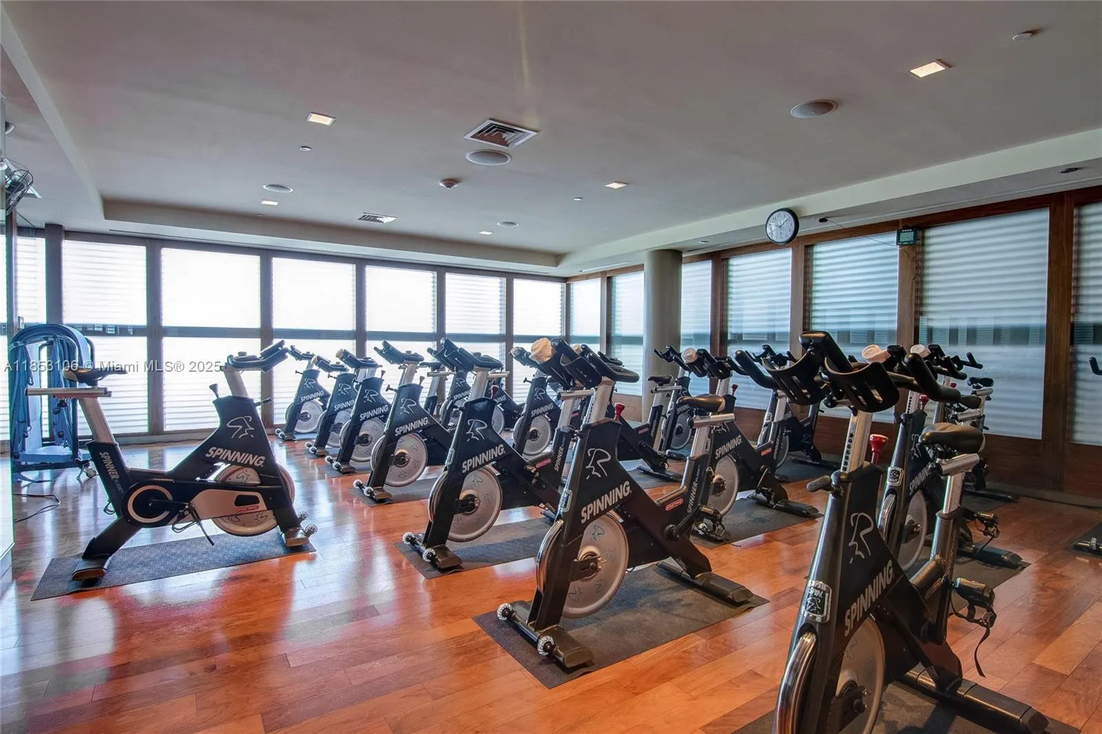 6801 Collins Ave, #1110