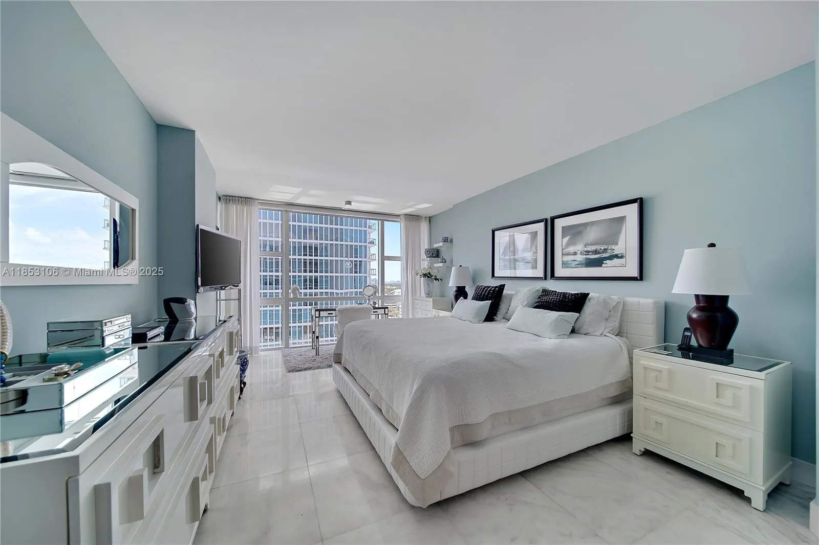 6801 Collins Ave, #1110