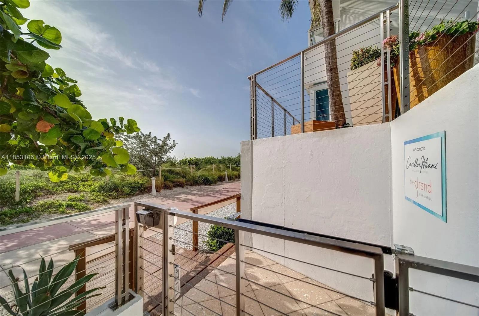 6801 Collins Ave, #1110