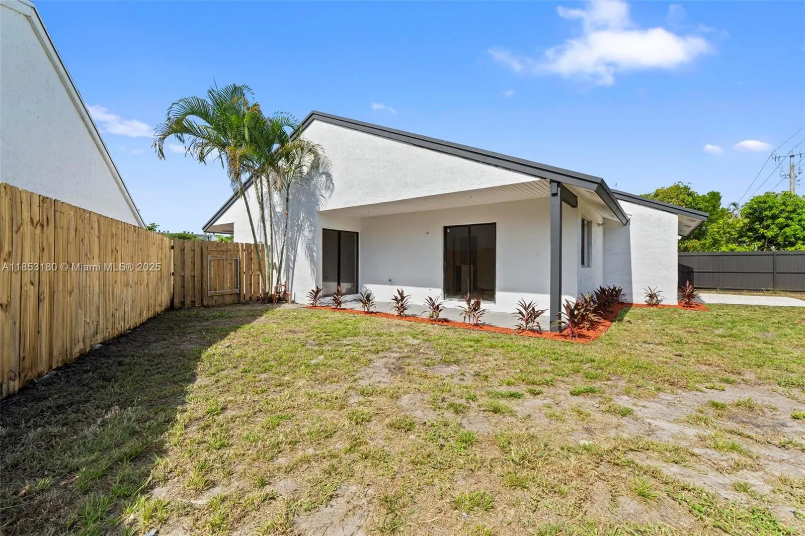 1701 SW 86th Ter