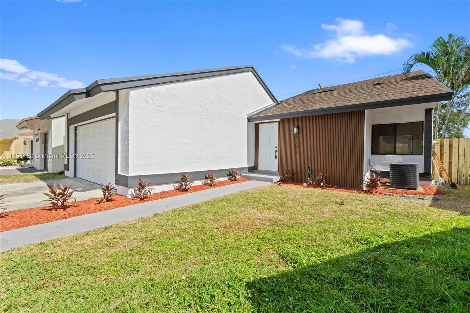 1701 SW 86th Ter