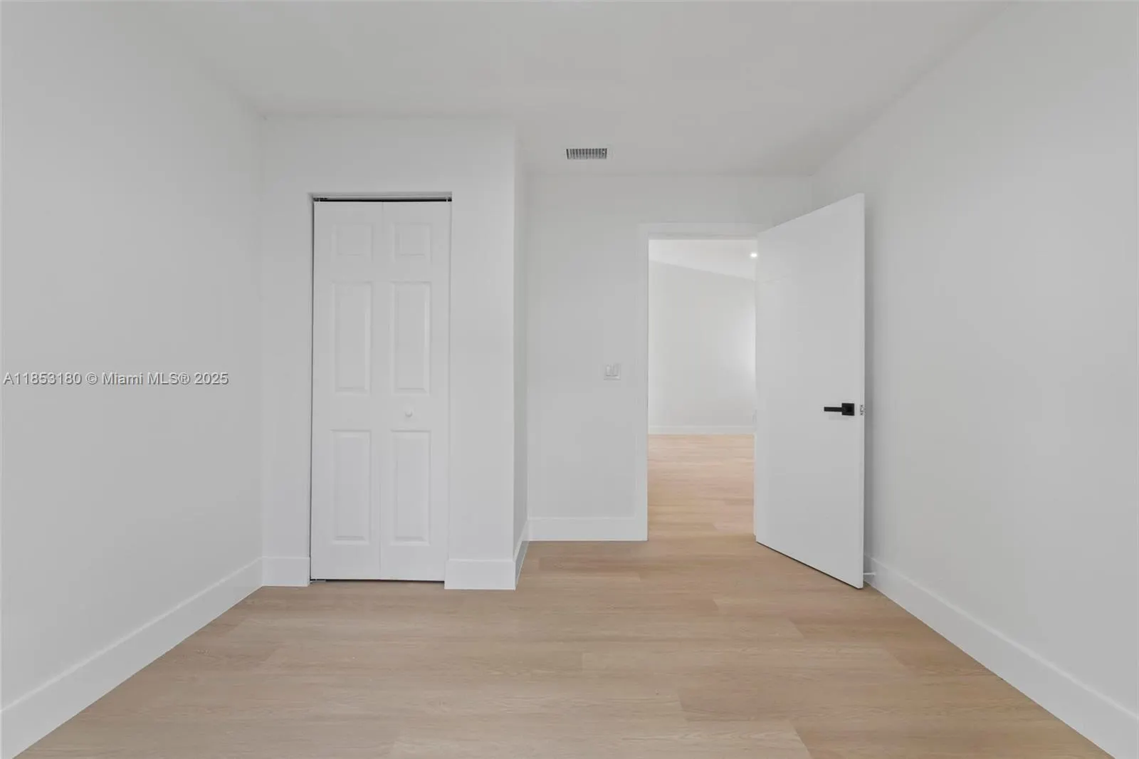 1701 SW 86th Ter