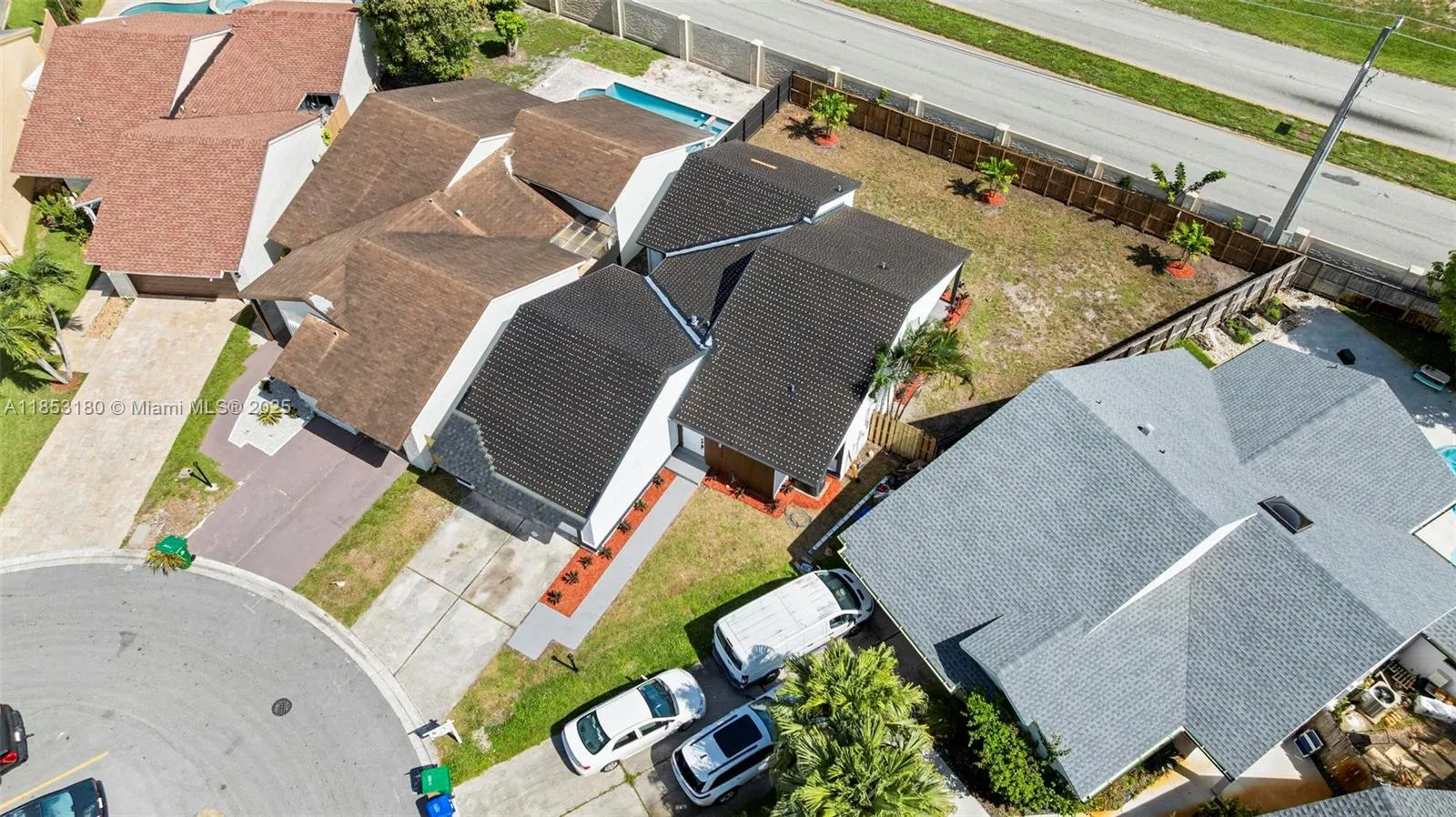 1701 SW 86th Ter