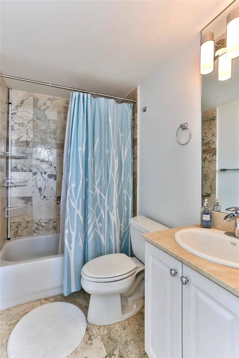 7800 Collins Ave, #508