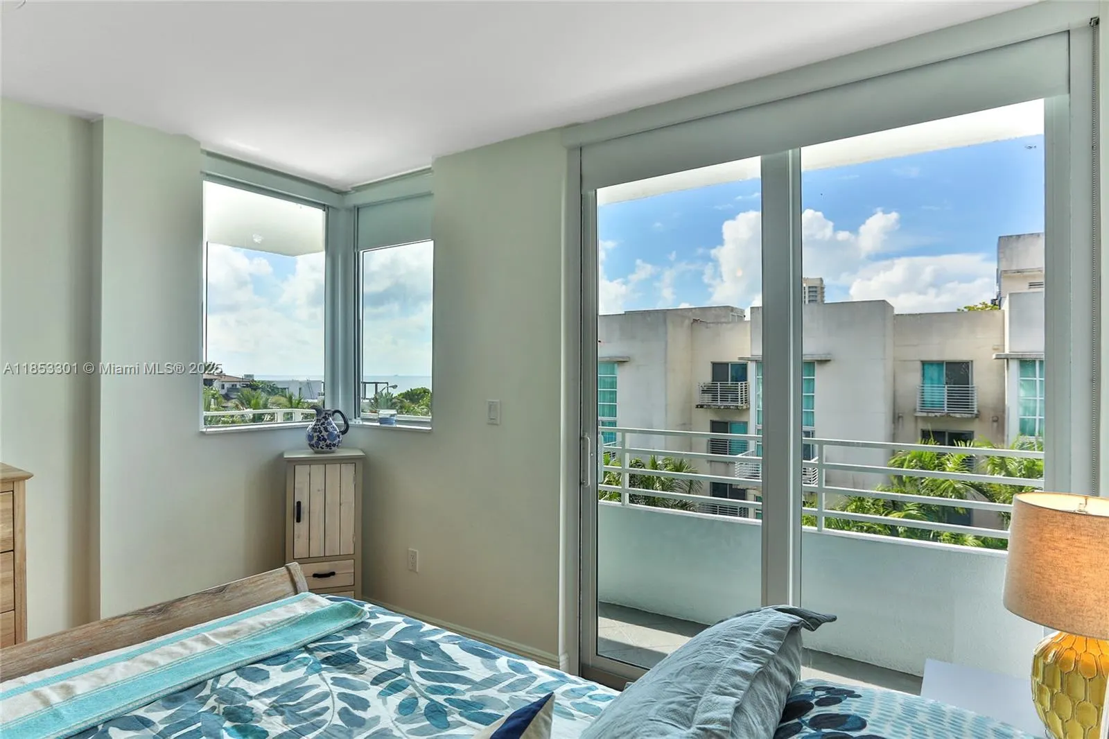 7800 Collins Ave, #508