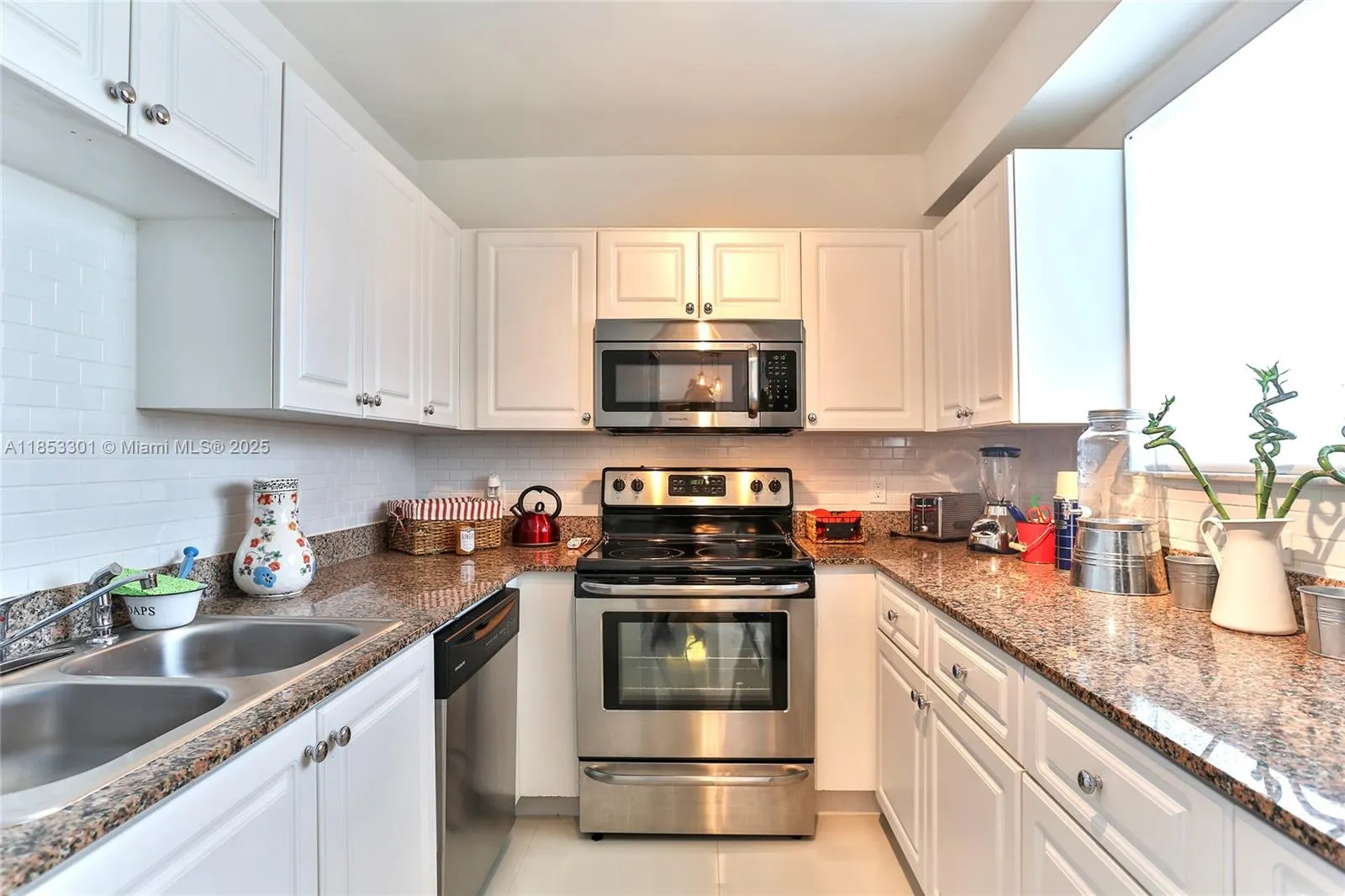 7800 Collins Ave, #508