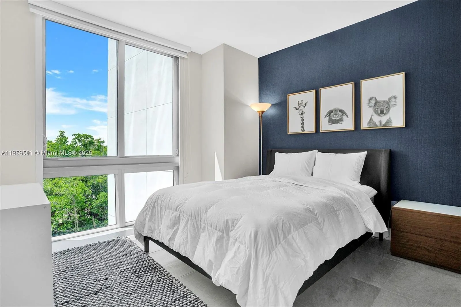16385 Biscayne Blvd, #421A