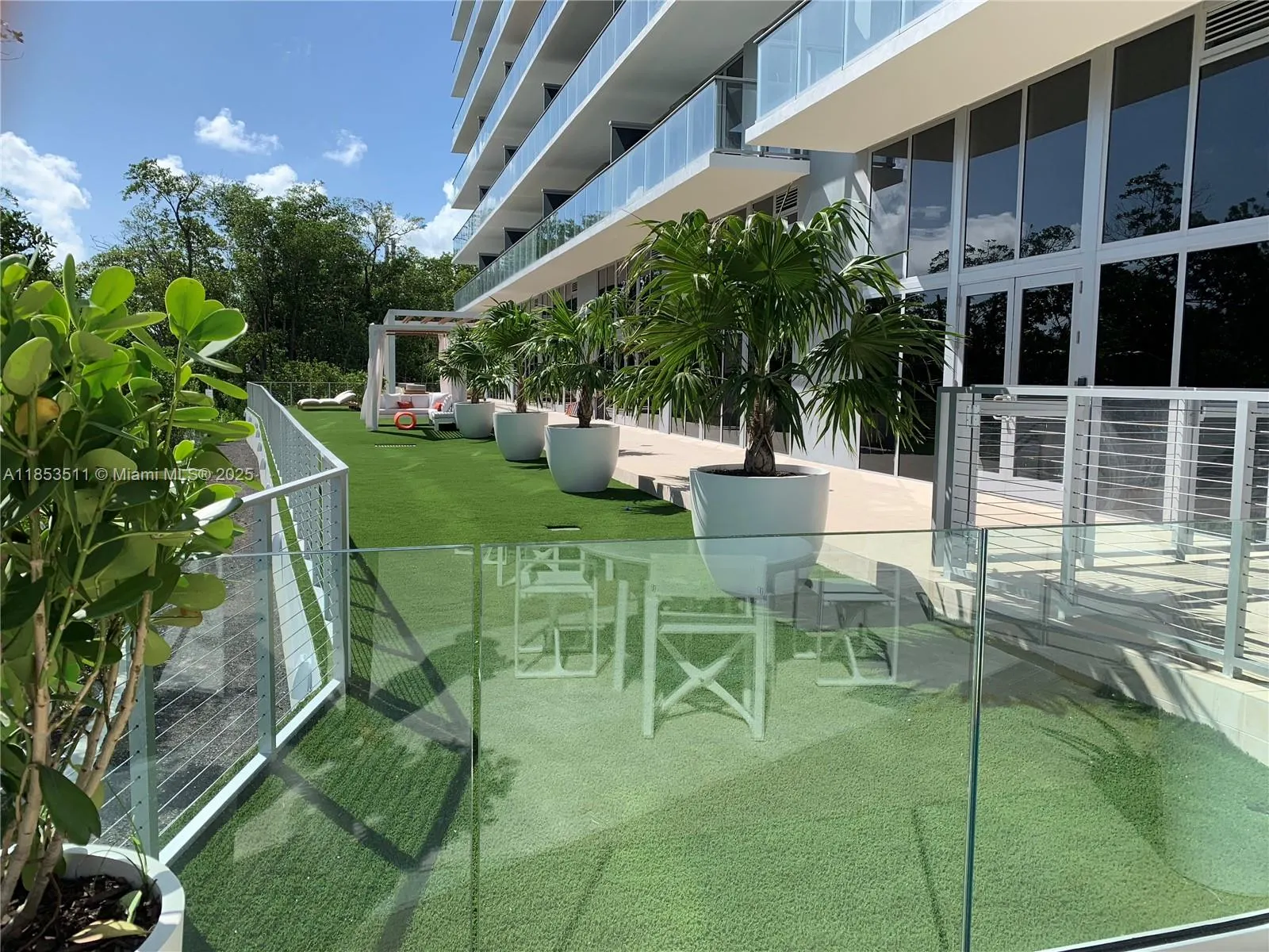 16385 Biscayne Blvd, #421A