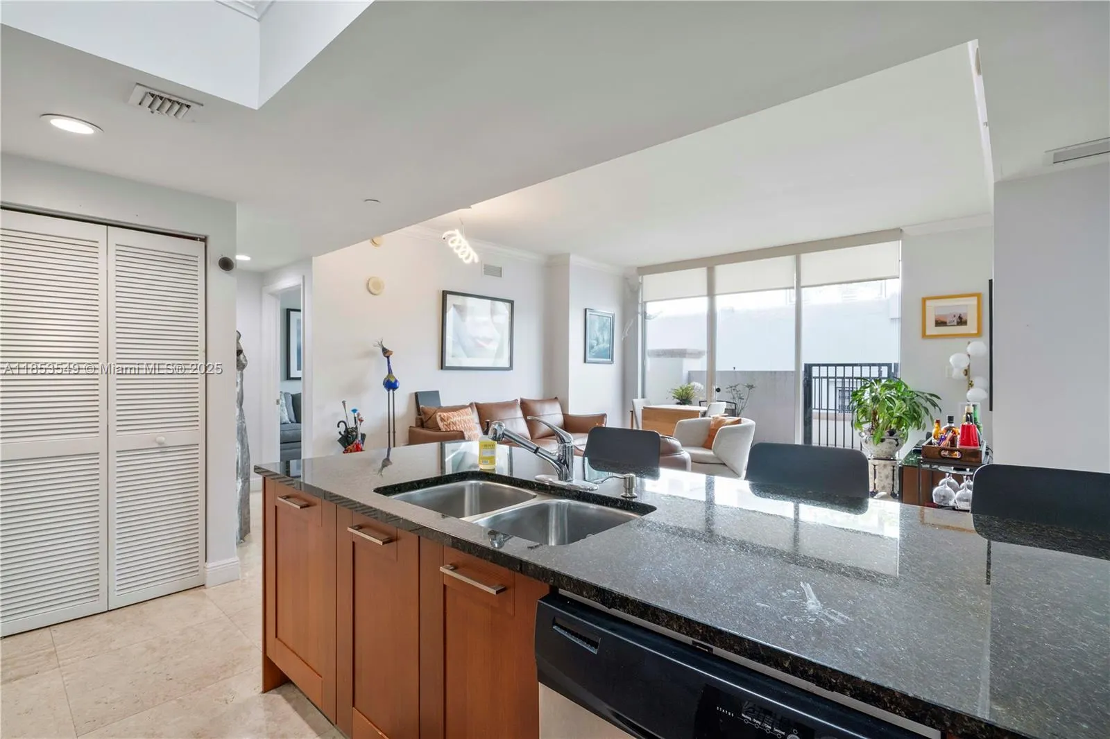 4100 Salzedo St, #409