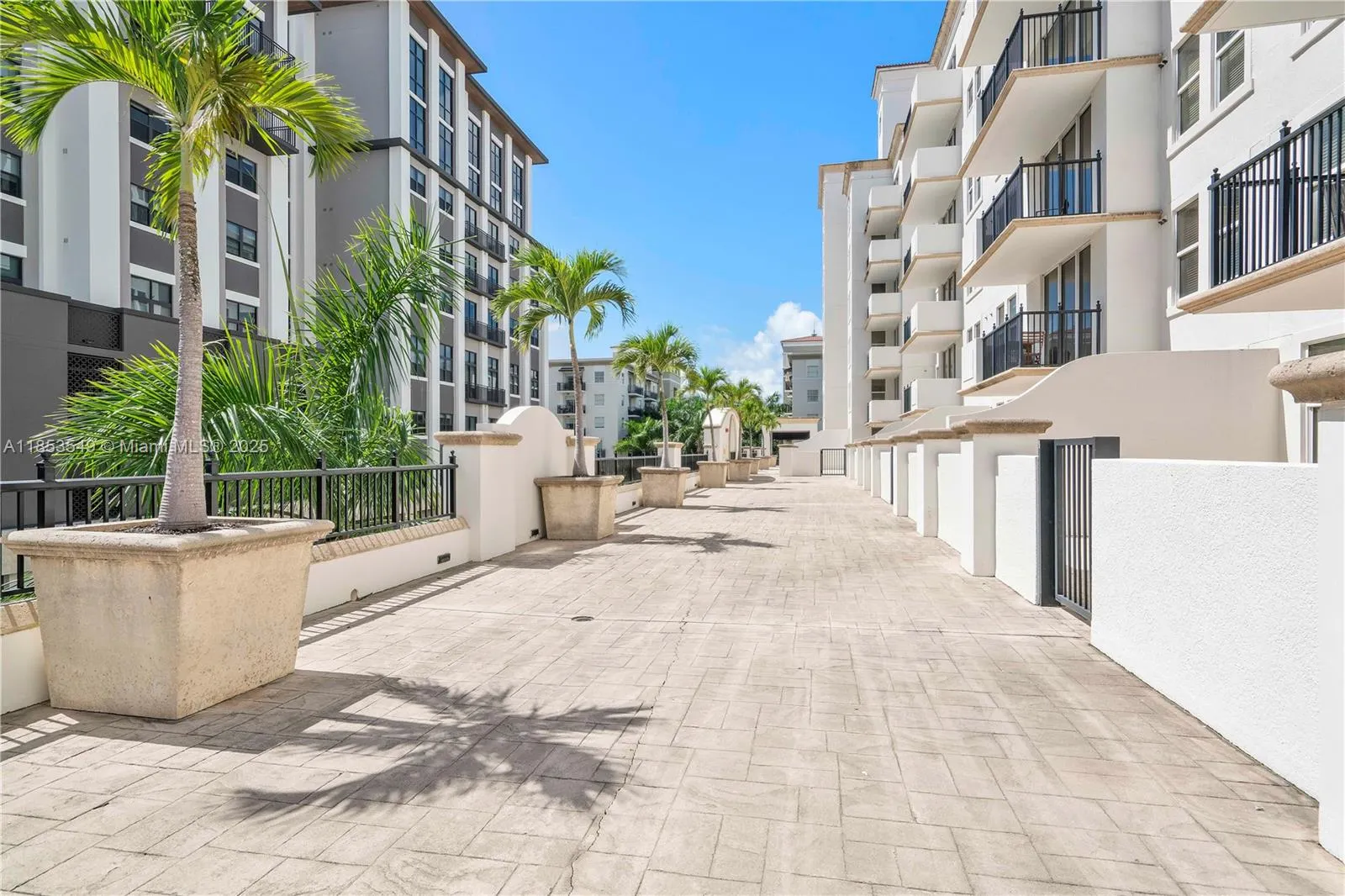 4100 Salzedo St, #409