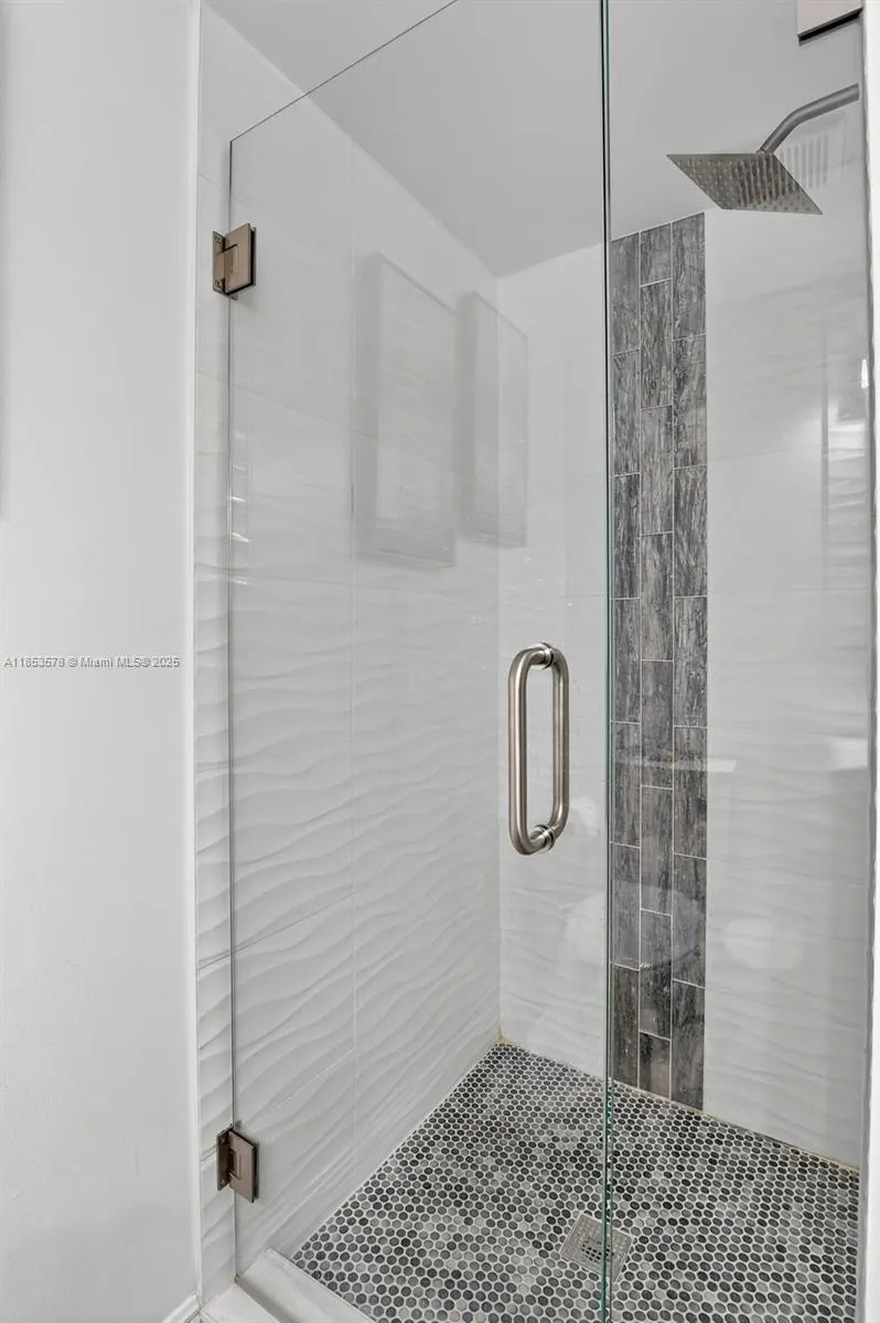 50 SE 12th St, #218