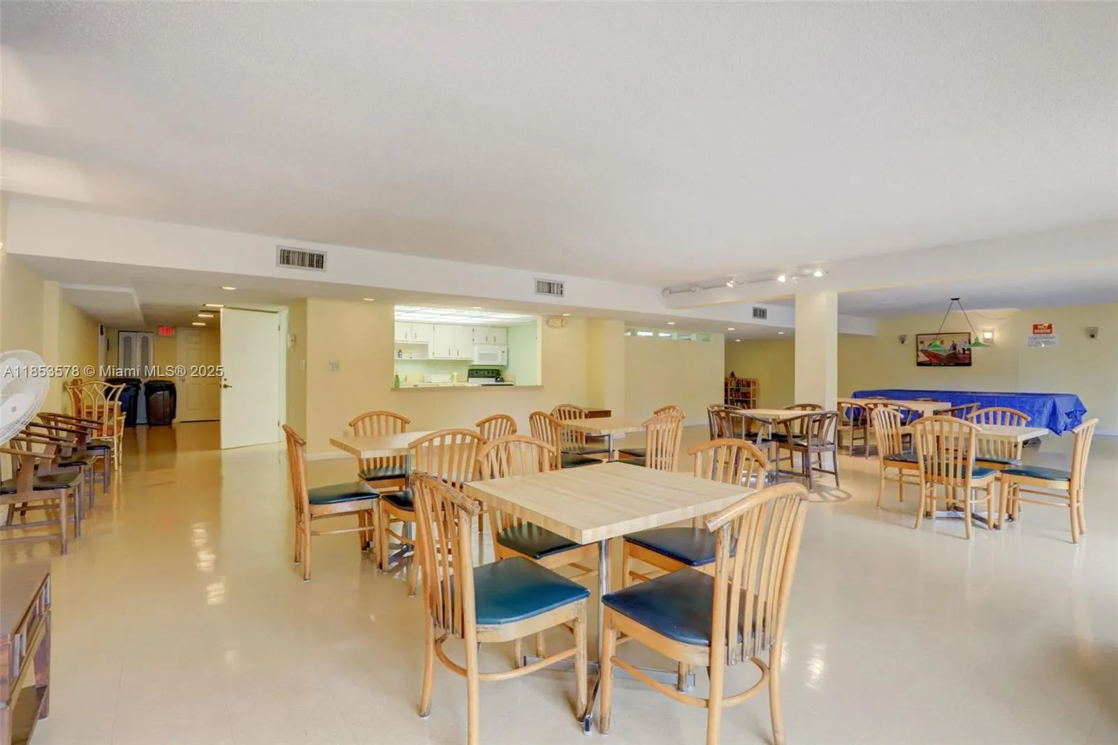 50 SE 12th St, #218