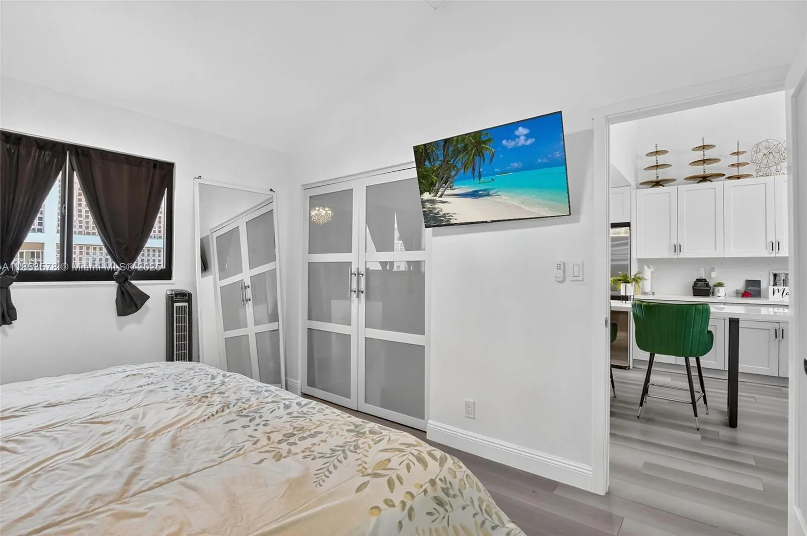 50 SE 12th St, #218