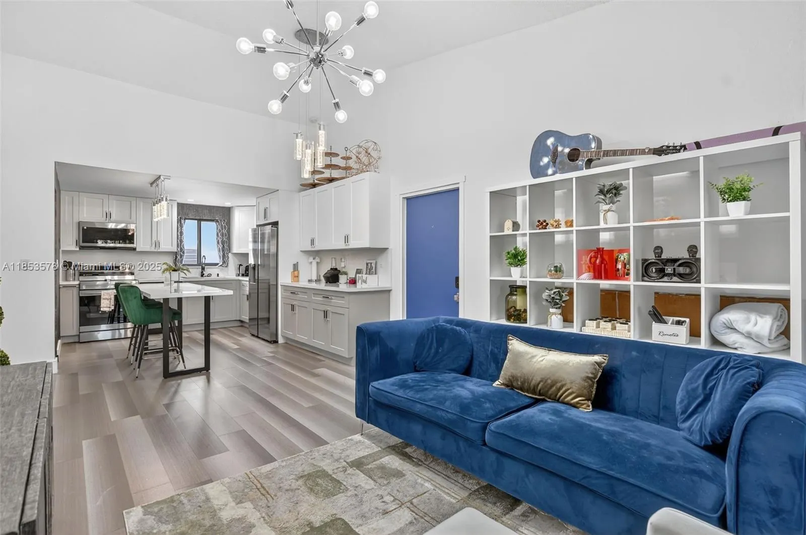 50 SE 12th St, #218
