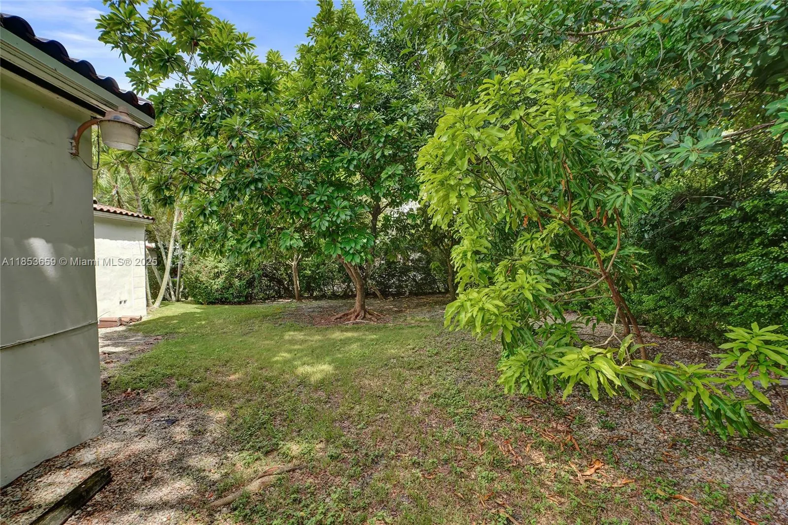 528 Sevilla Ave