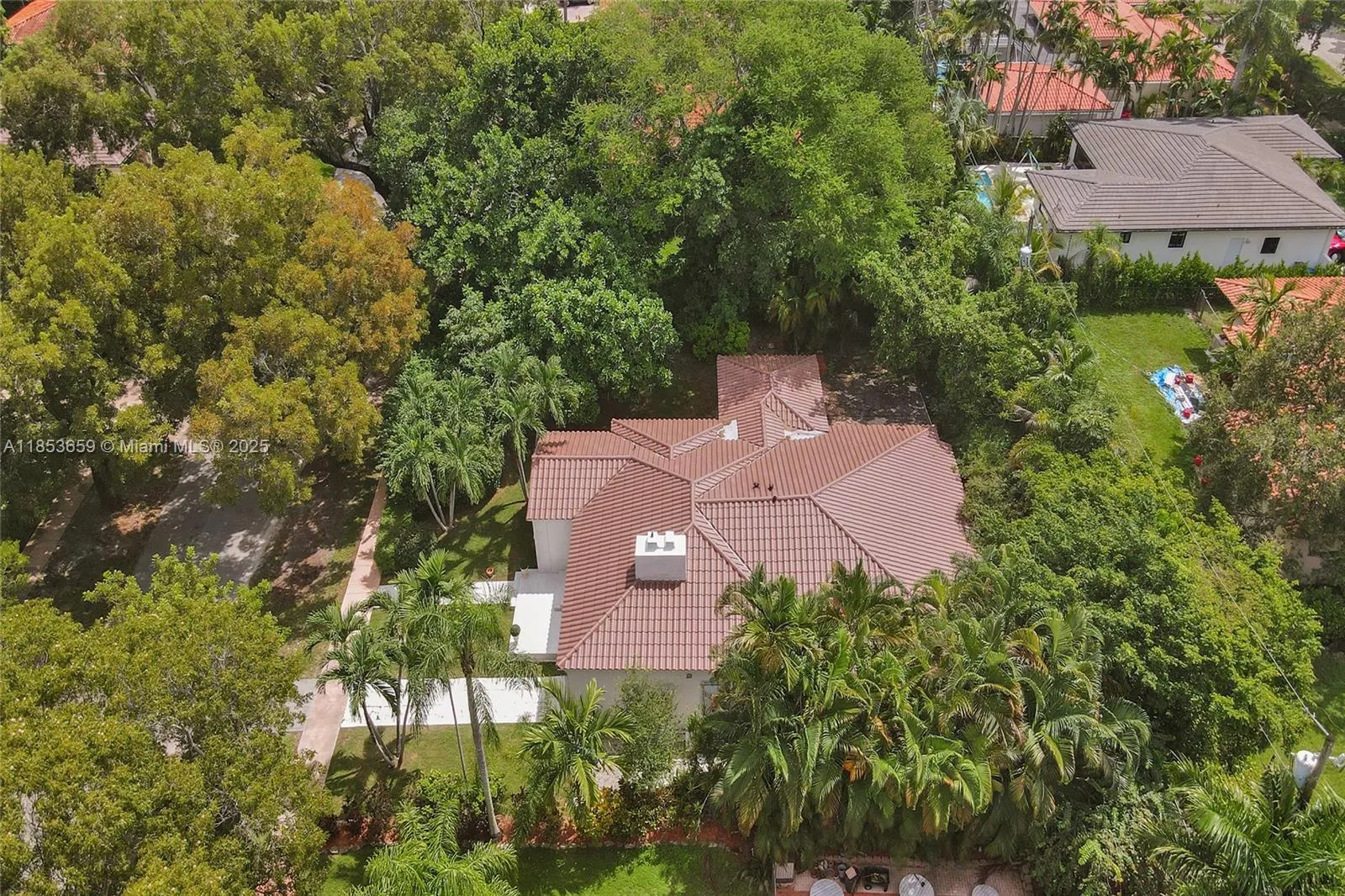 528 Sevilla Ave