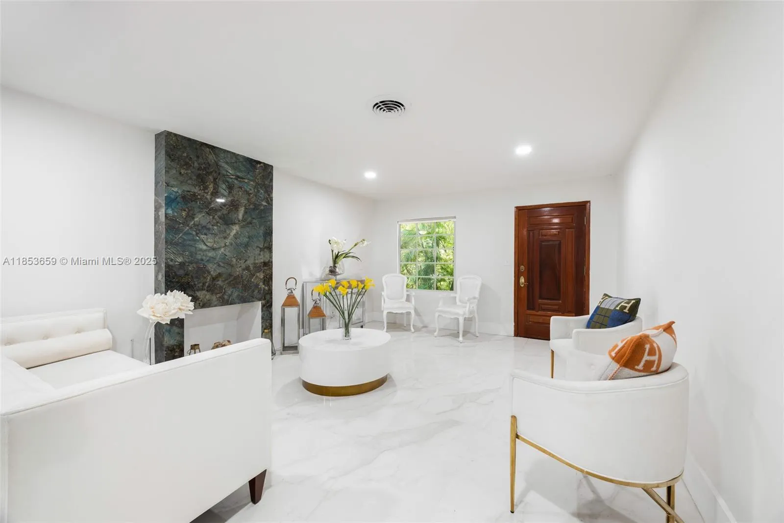528 Sevilla Ave