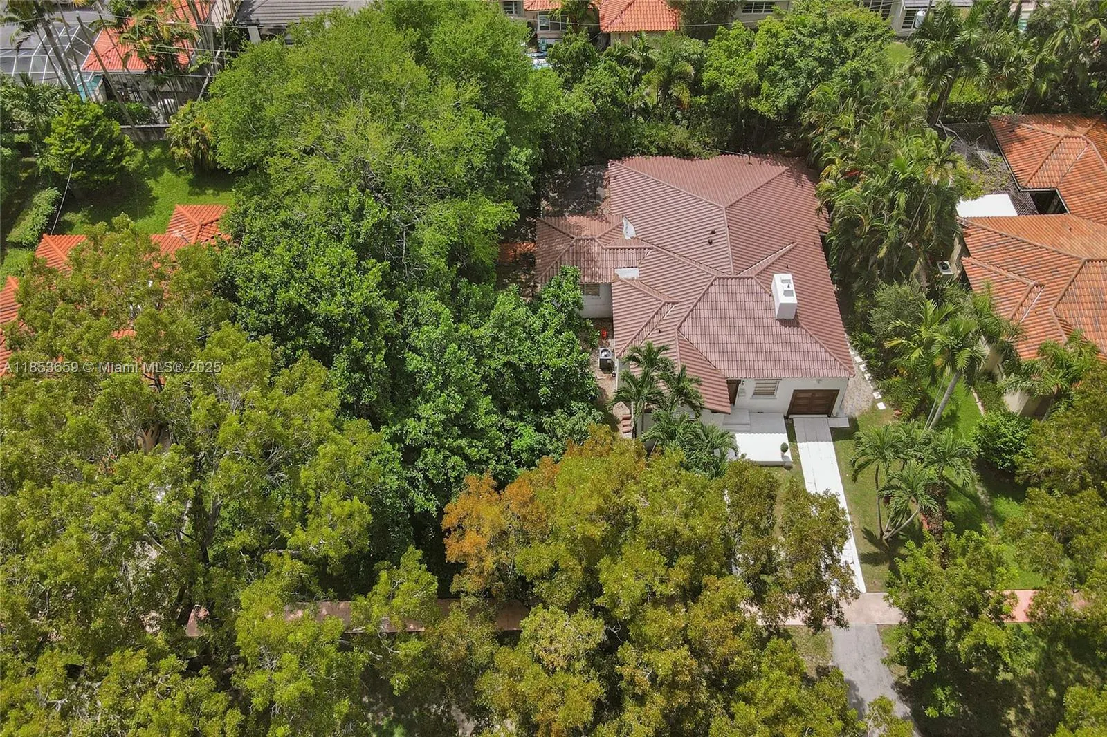 528 Sevilla Ave