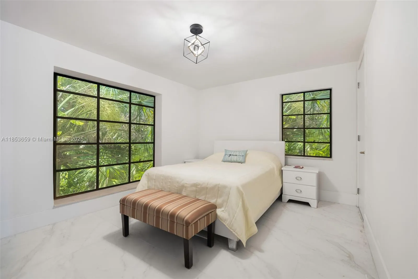528 Sevilla Ave