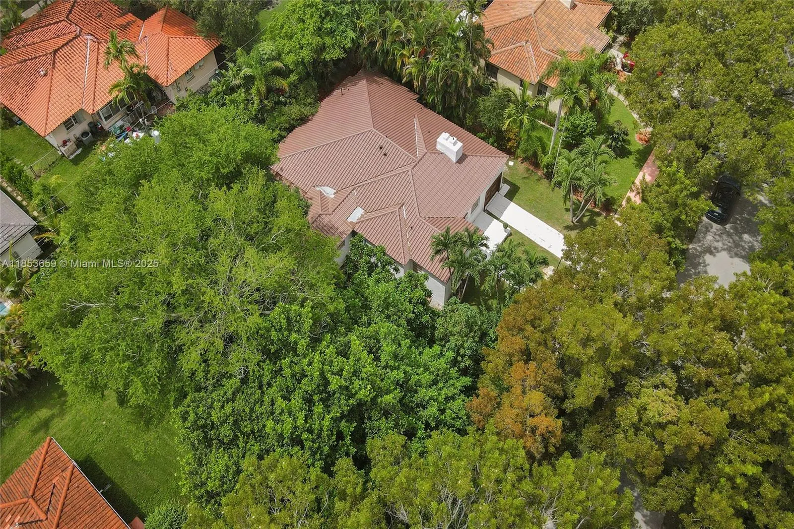 528 Sevilla Ave