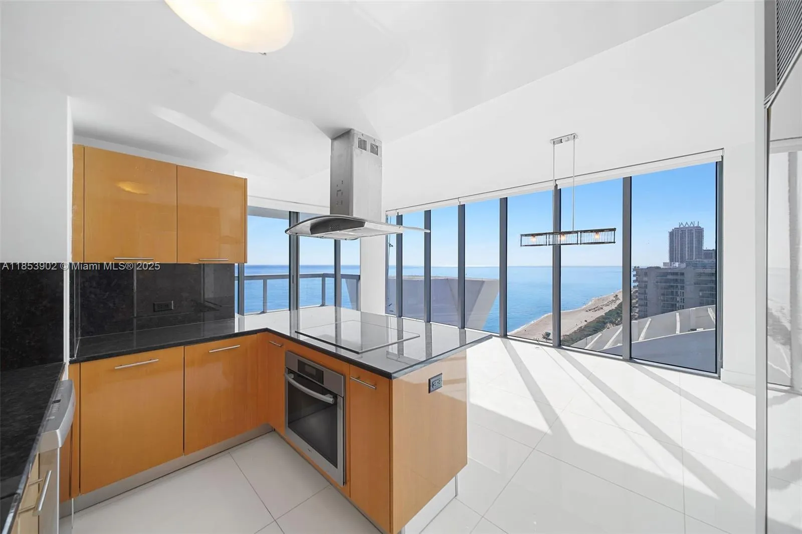6899 Collins Ave, #2108