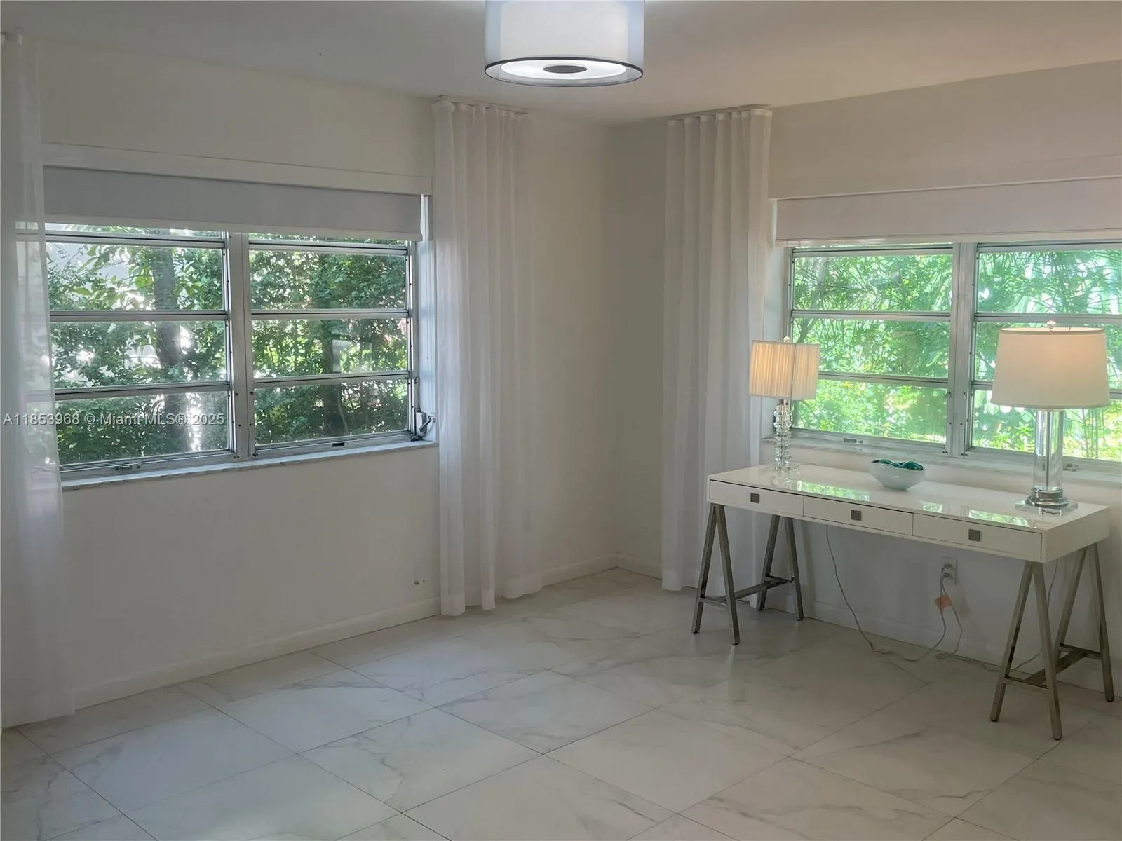 1239 Mariposa Ave, #2