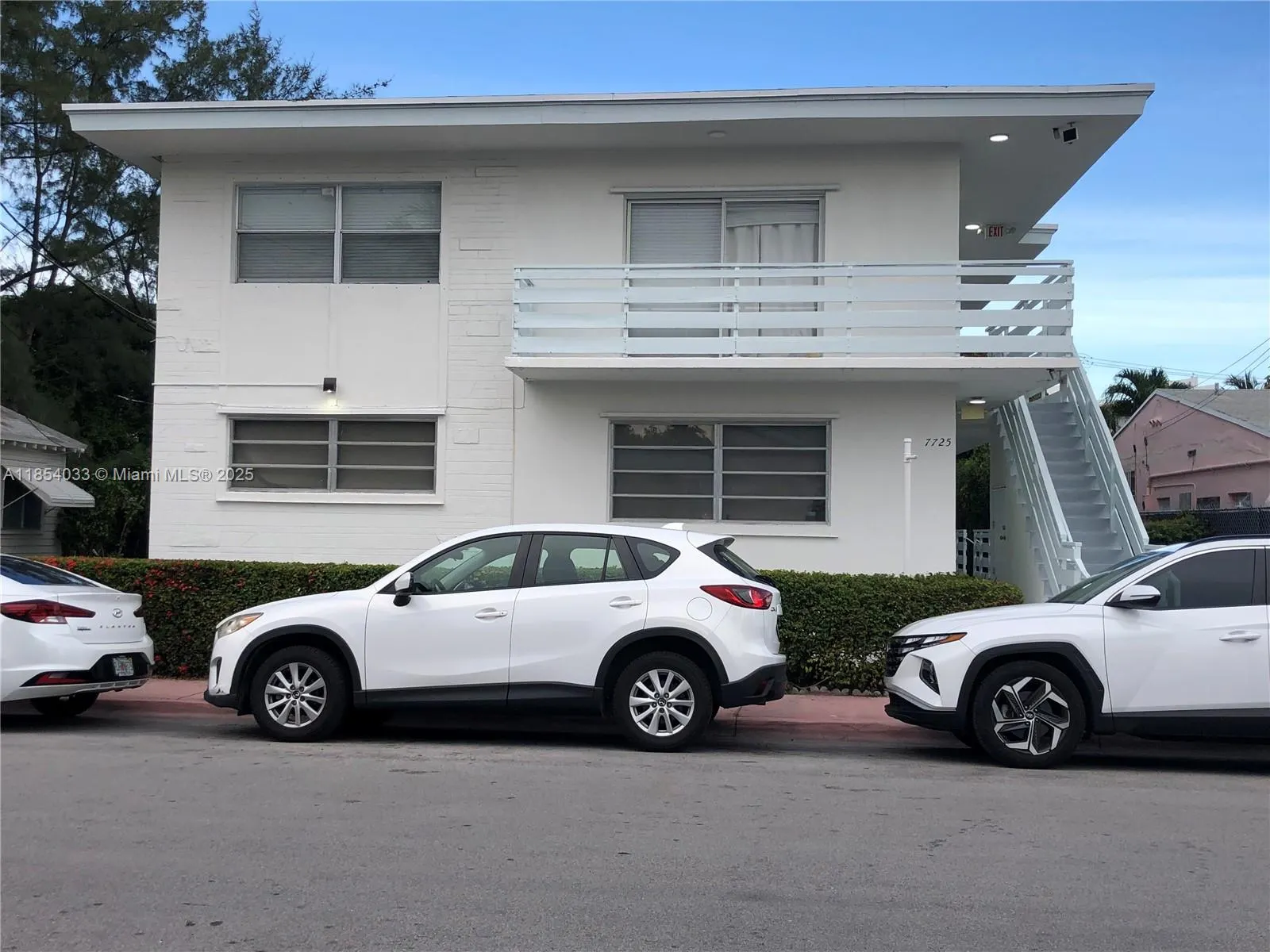 7725 Carlyle Ave, #4