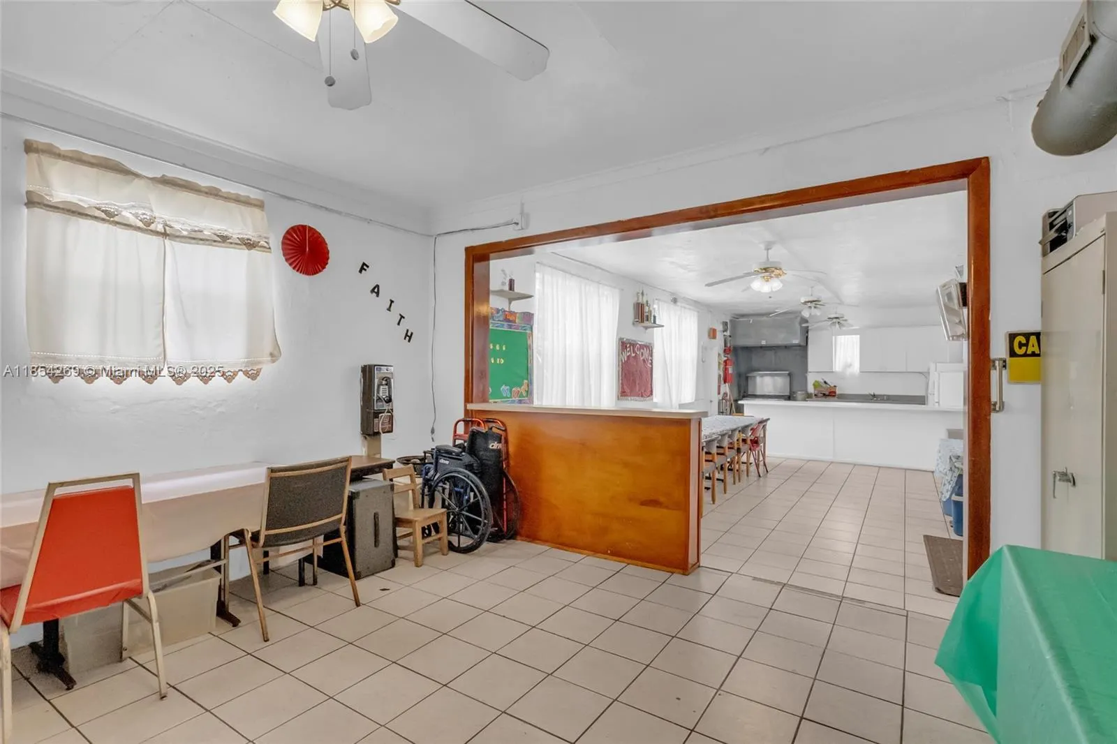 810 NW 3rd St