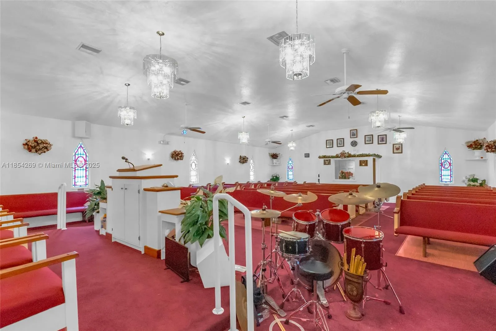 810 NW 3rd St