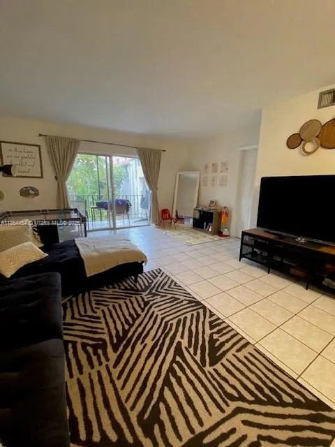 6900 N Kendall Dr, #A309