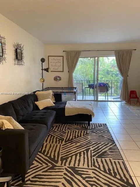 6900 N Kendall Dr, #A309