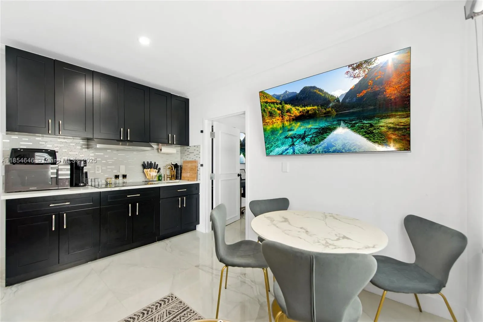 91865 Overseas Hwy, #105