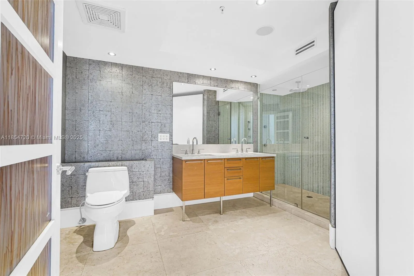 16699 E Collins Ave, #1103