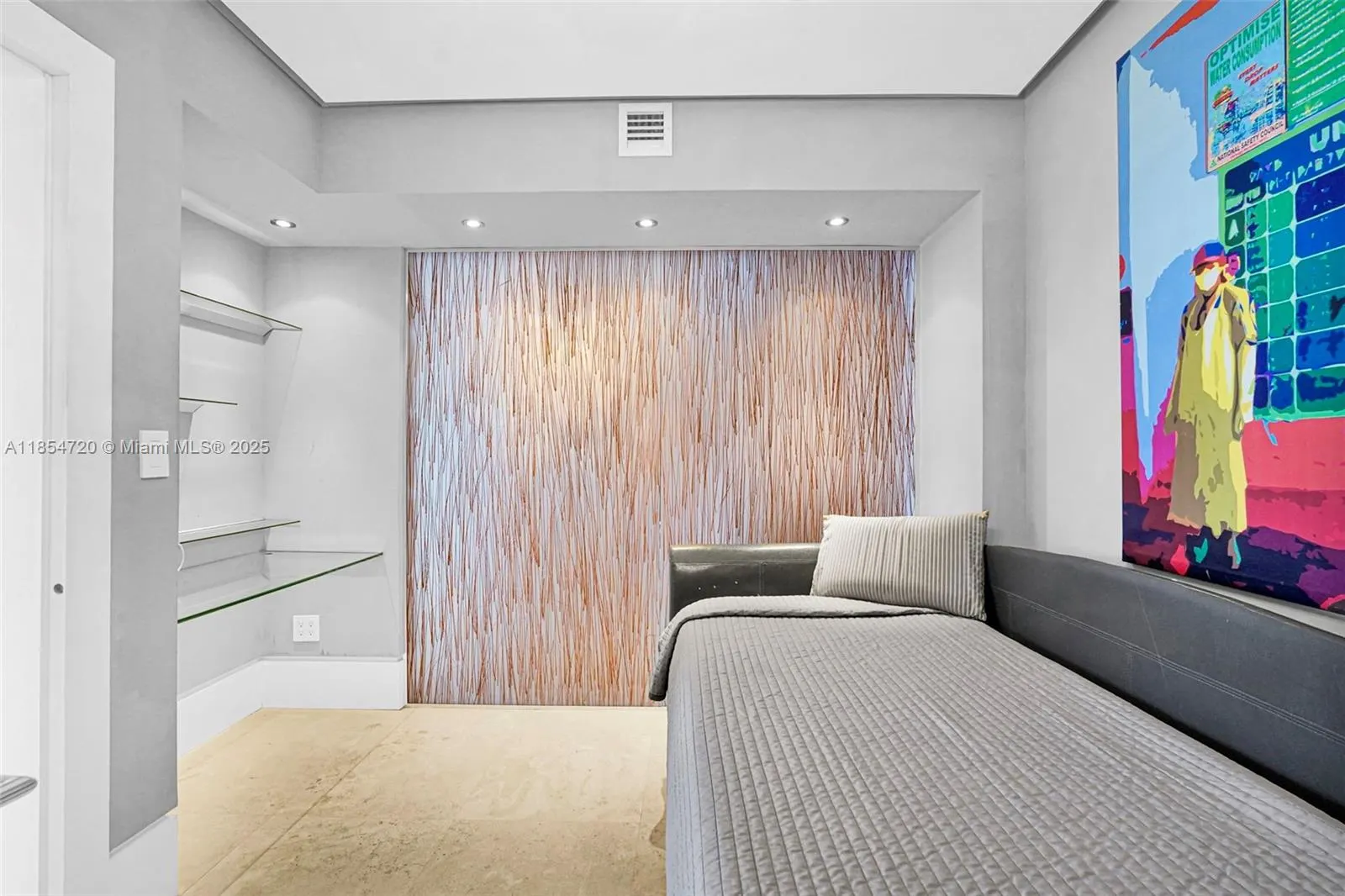 16699 E Collins Ave, #1103