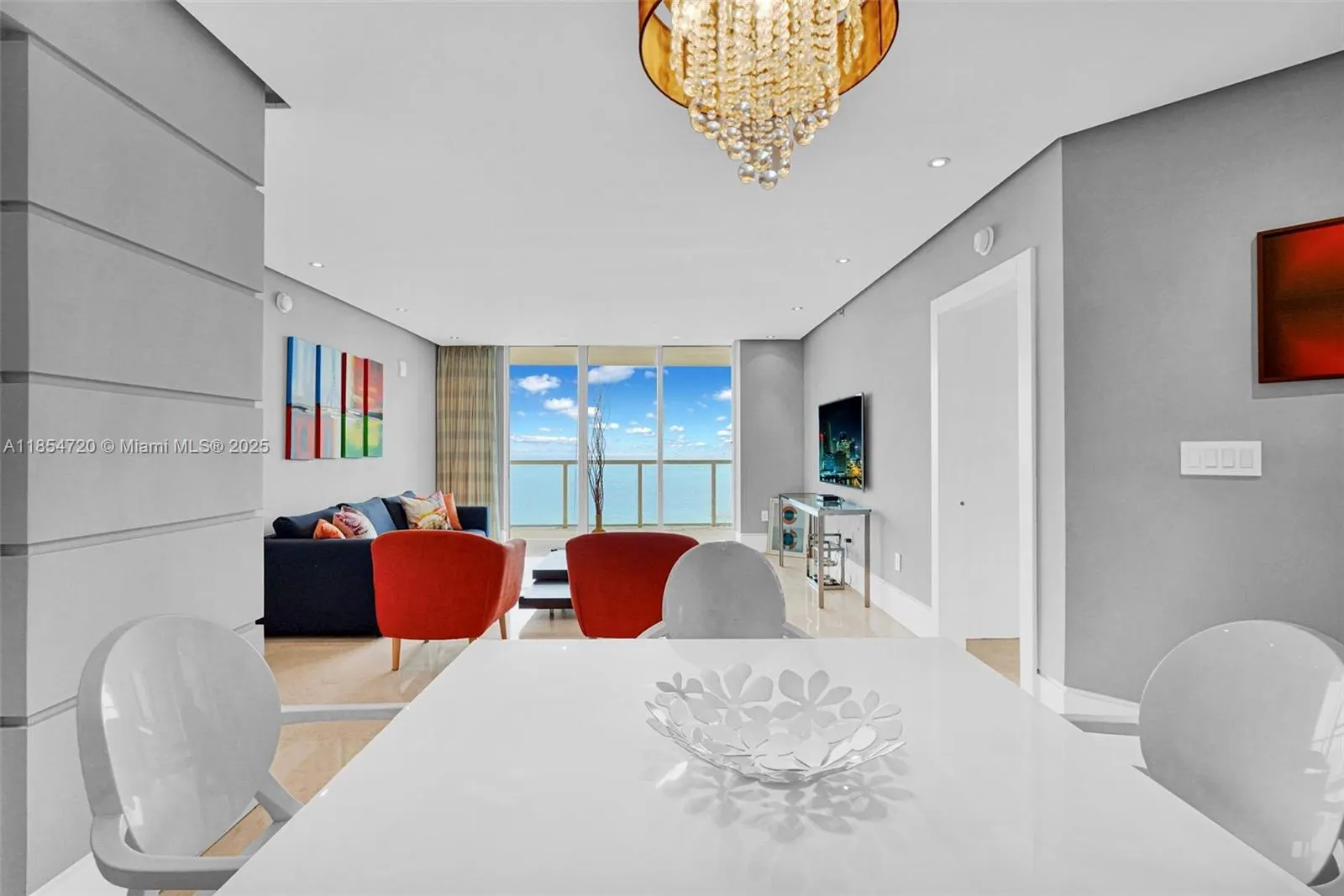 16699 E Collins Ave, #1103